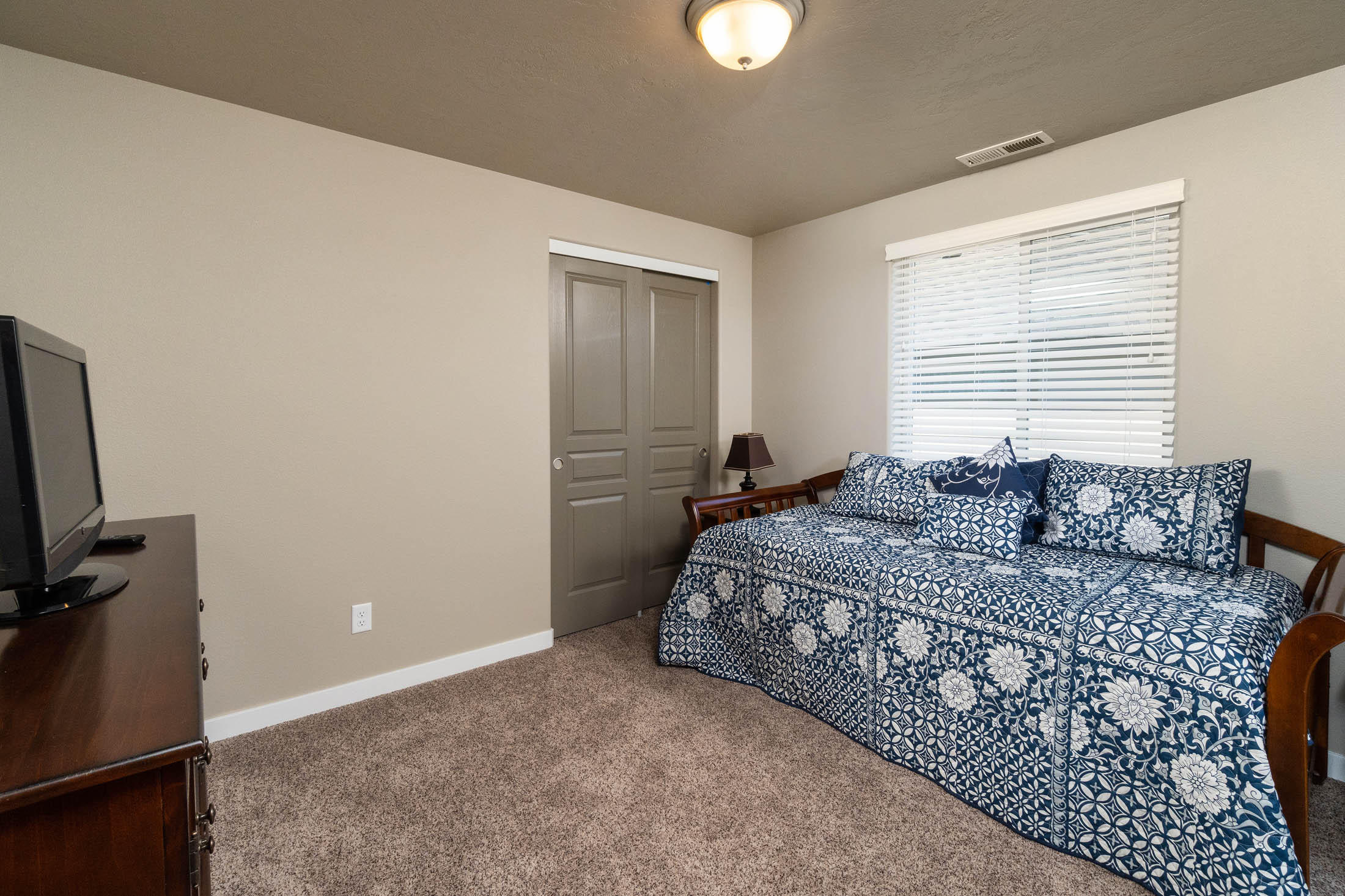 701 Brooks Camp Road Sisters, OR 97759 - Photo 16 of 28 16
