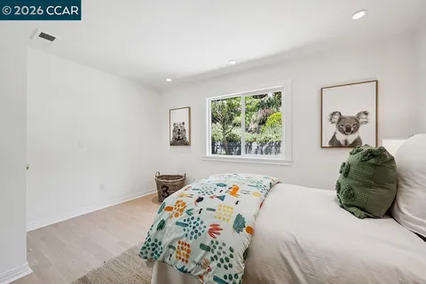 $1,250,000 | 8 Ketelsen Court, Moraga, CA 94556