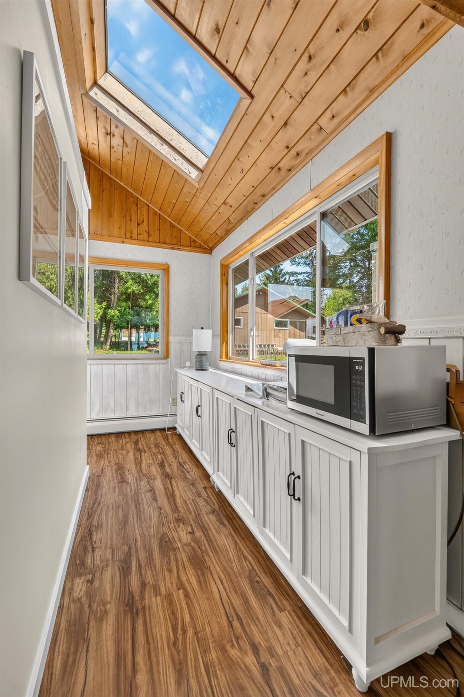 703 Corbridge Road Gulliver, MI 49840 - Photo 15 of 77