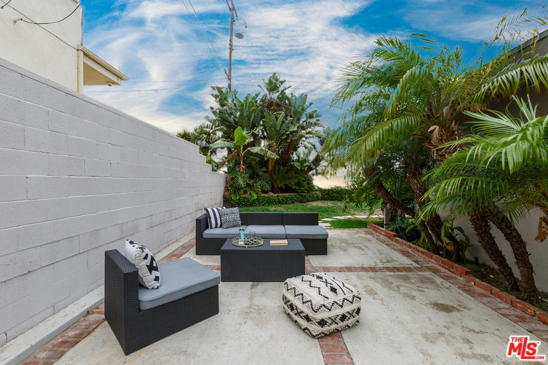 8257 Rees Street Playa del Rey, CA 90293 - Photo 33 of 40 a view of a couches in a patio