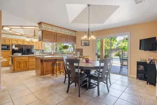 $1,195,000 | 6518 North Dolores Avenue, Fresno, CA 93711