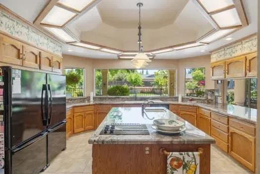 $1,195,000 | 6518 North Dolores Avenue, Fresno, CA 93711