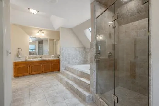 $1,195,000 | 6518 North Dolores Avenue, Fresno, CA 93711