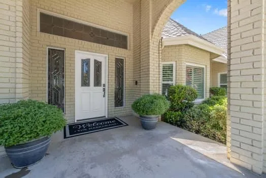 $1,195,000 | 6518 North Dolores Avenue, Fresno, CA 93711