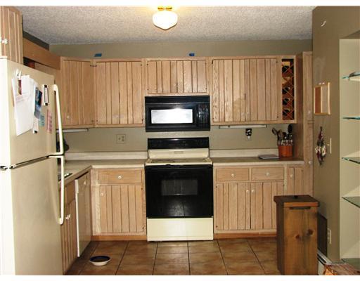 206 Kerns Hill Road Manchester, ME 04351 - Photo 5 of 21 Kitchen.