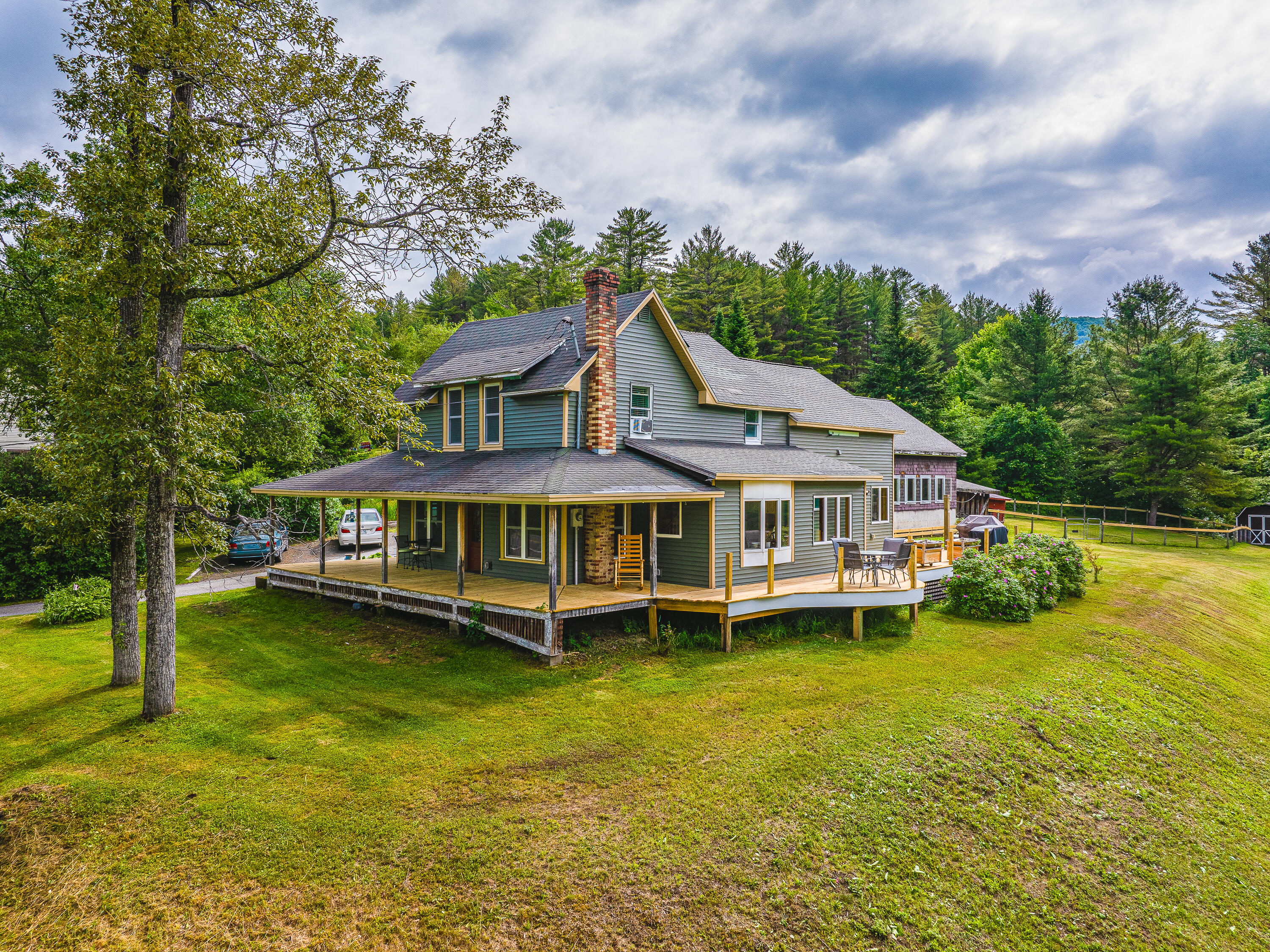 11 N Point Rd-25