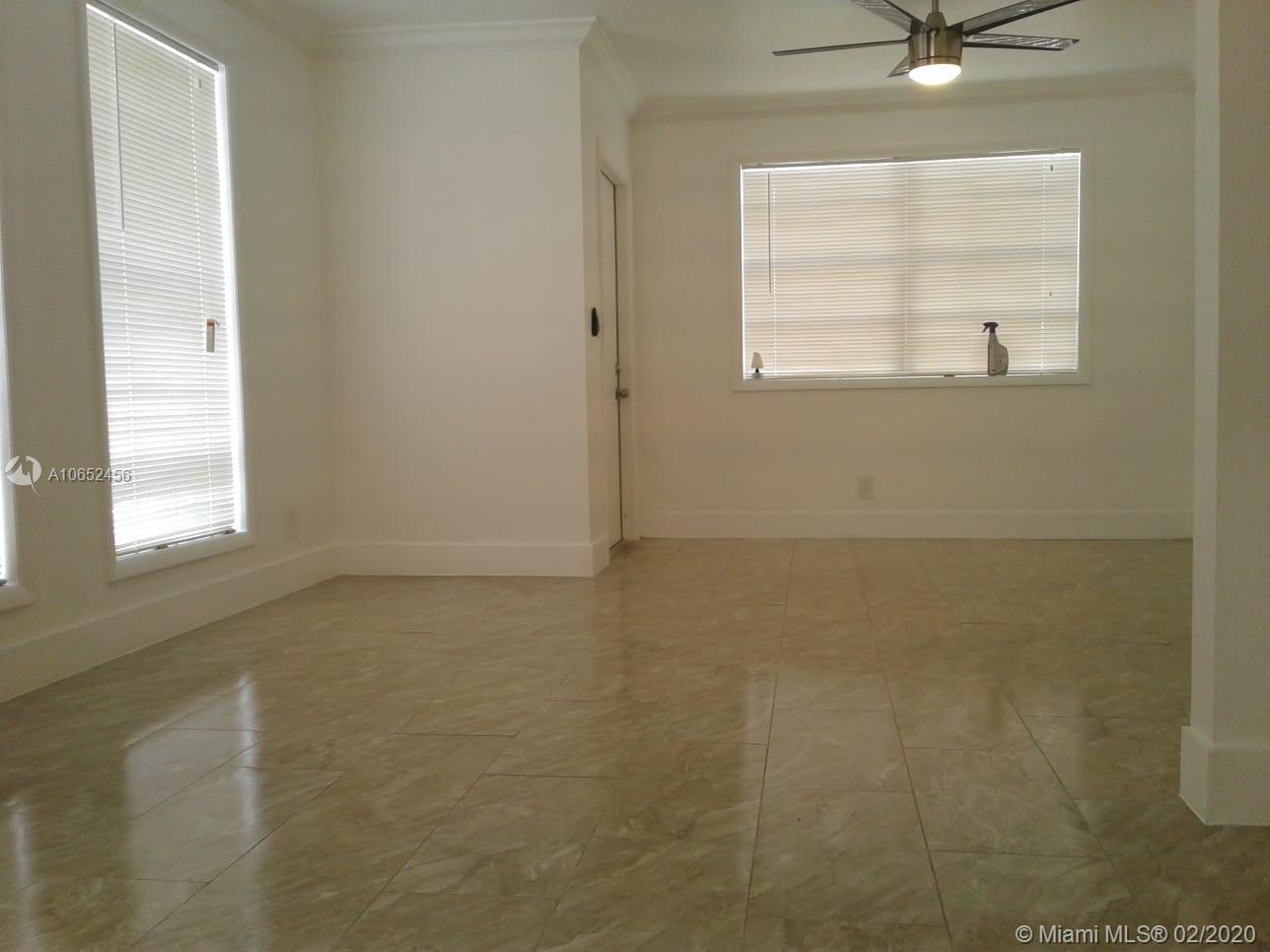 1046 Lincoln Road West Palm Beach, FL 33407 - Photo 7 of 14