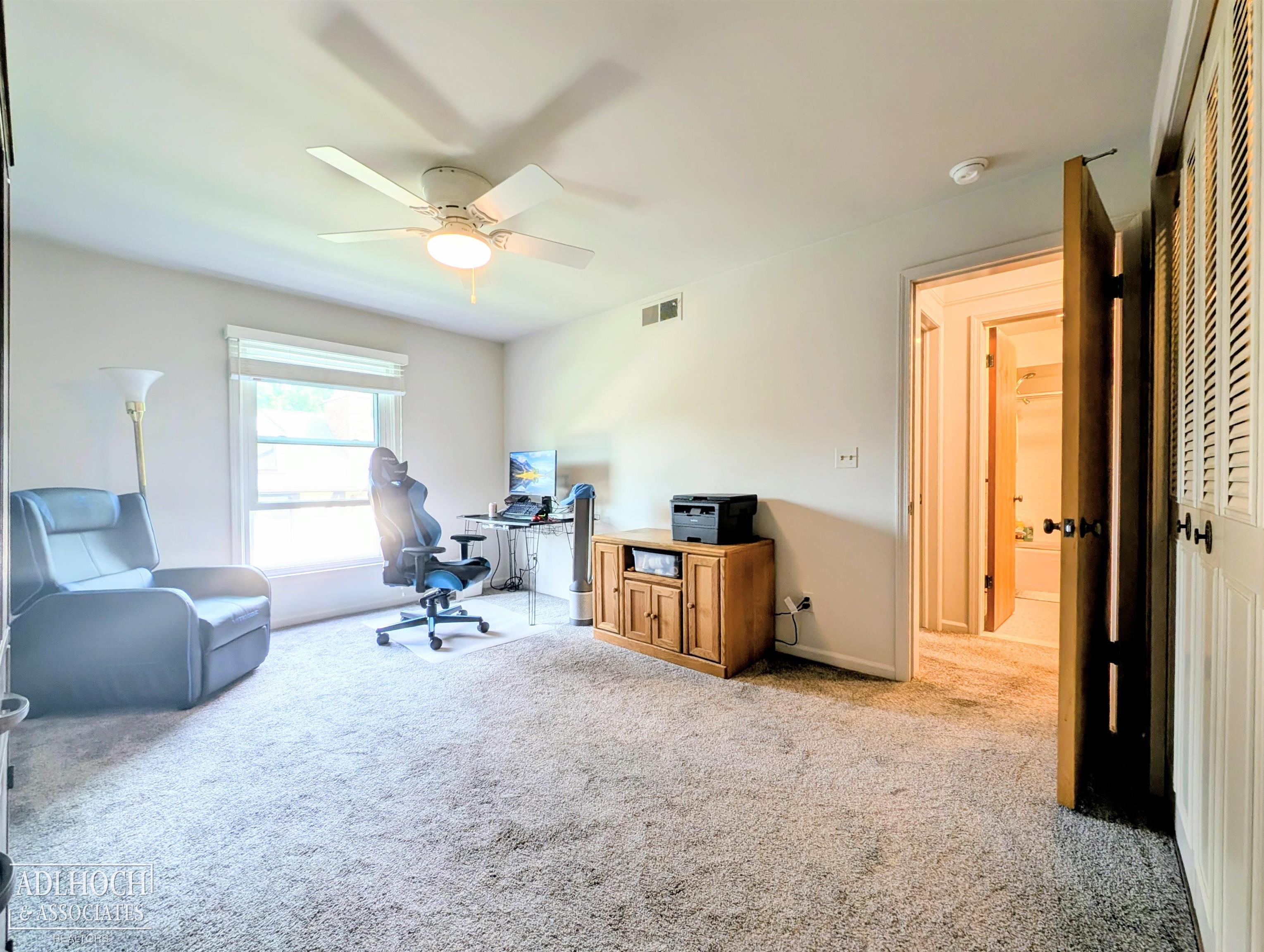 1750 Vernier Road, Unit 6 Grosse Pointe Woods, MI 48236 - Photo 16 of 39