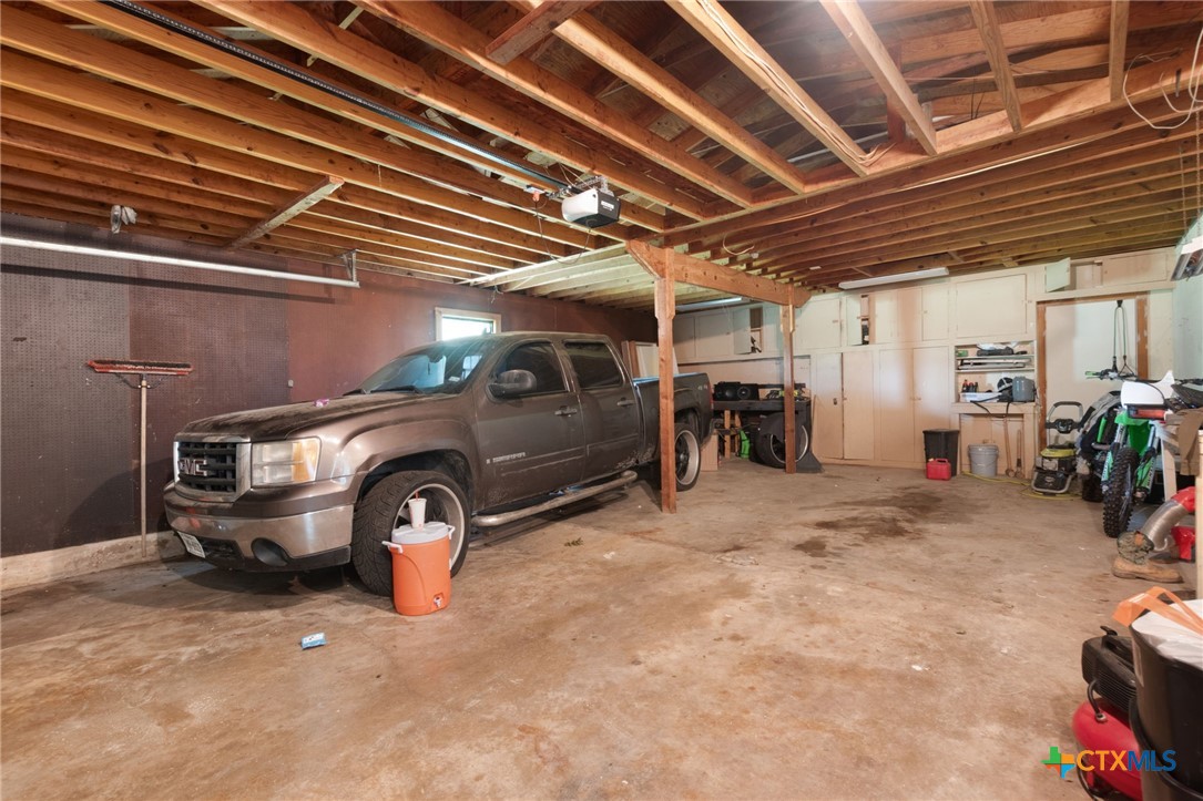 102 Elmo Street Florence, TX 76527 - Photo 32 of 32 Garage