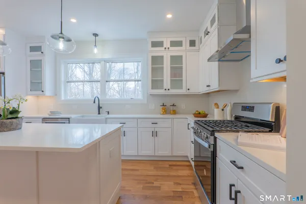 $925,000 | 2 Brookview Heights , Shelton, CT 06484