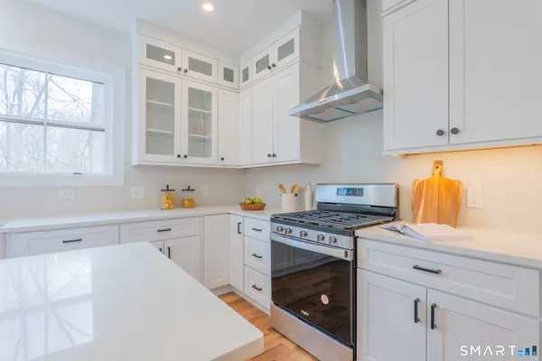 $925,000 | 2 Brookview Heights , Shelton, CT 06484