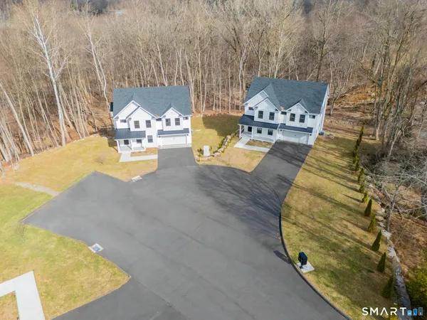 $925,000 | 2 Brookview Heights , Shelton, CT 06484