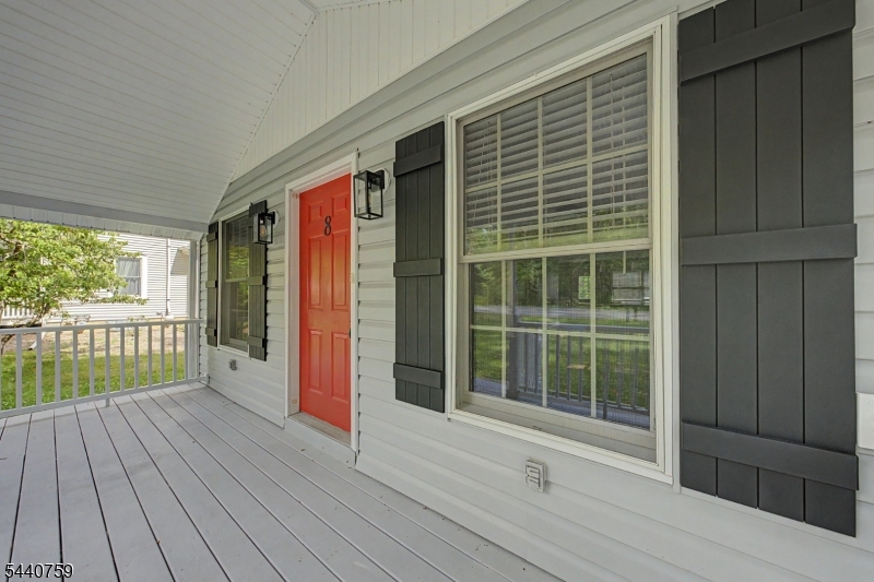 8 Oak Road Boonton, NJ 07005 - Photo 3 of 29