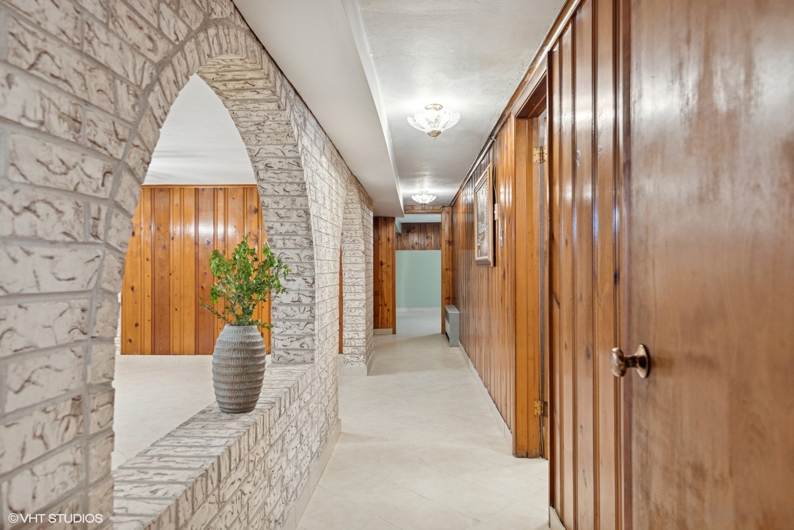 7010 West Devon Avenue Chicago, IL 60631 - Photo 37 of 51 a view of entryway with livingroom