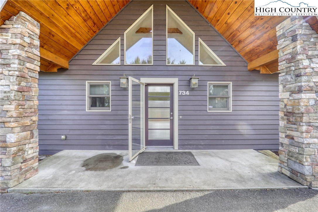 734 Ridge Road Boone, NC 28607 - Photo 8 of 50 Gallery Image 8