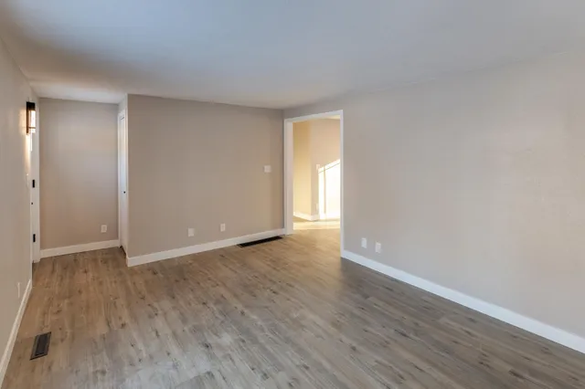 $259,500 | 6169 Donald Street North, Baxter, MN 56425