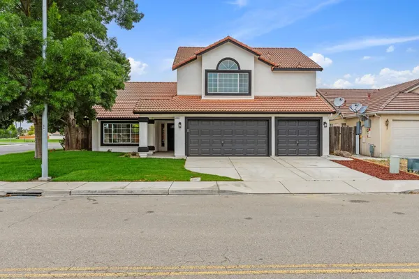 $520,000 | 2141 Denali Park Court, Newman, CA 95360