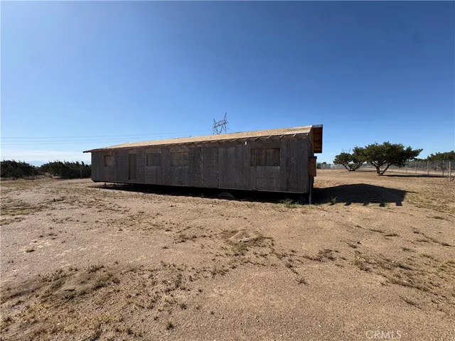 $165,000 | 10717 Muscatel Street, Oak Hills, CA 92344