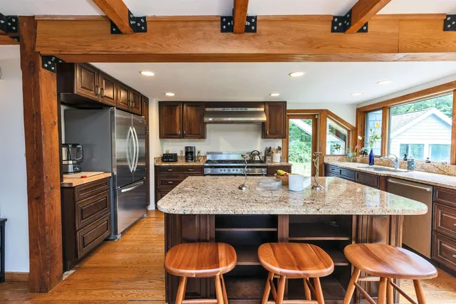 $1,075,000 | 182 McCoy Road, Sharon, NH 03458