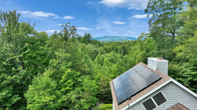 $1,075,000 | 182 McCoy Road, Sharon, NH 03458