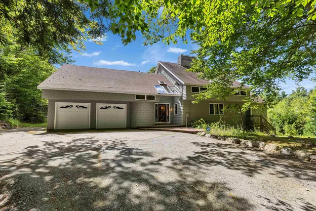 $1,075,000 | 182 McCoy Road, Sharon, NH 03458