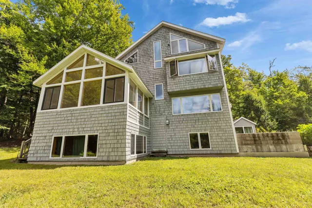 $1,075,000 | 182 McCoy Road, Sharon, NH 03458