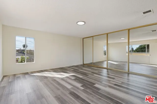 $8,500 | 4109 Beethoven Street, Los Angeles, CA 90066