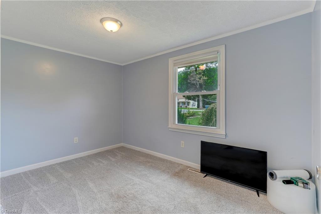 1200 Grooms Road Reidsville, NC 27320 - Photo 10 of 15 Gallery Image 10