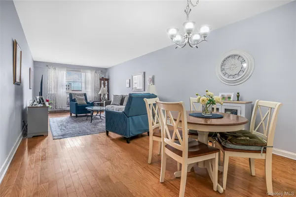 $399,888 | 39-65 52nd Street, Unit 9P | Woodside