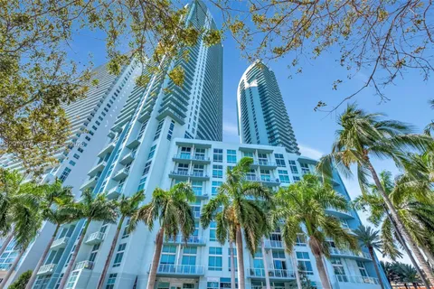 $529,999 | 1900 North Bayshore Drive, Unit 4606, Miami, FL 33132