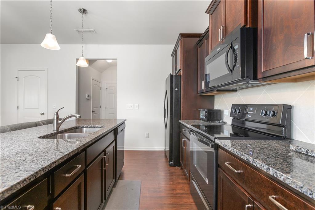 3393 Grandview Club Road Pfafftown, NC 27040 - Photo 12 of 34