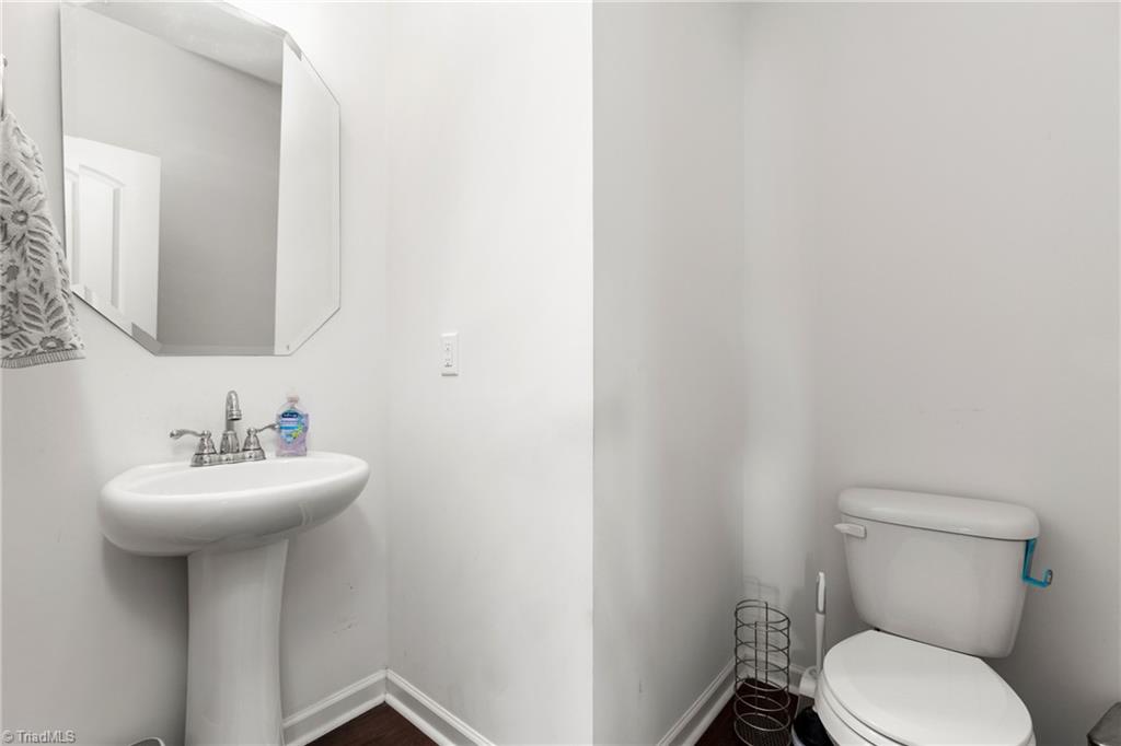 3393 Grandview Club Road Pfafftown, NC 27040 - Photo 13 of 34 Half Bath