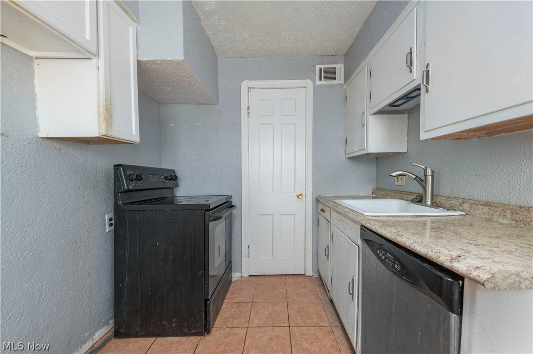 3675 Randolph Road Cleveland Heights, OH 44121 - Photo 18 of 50