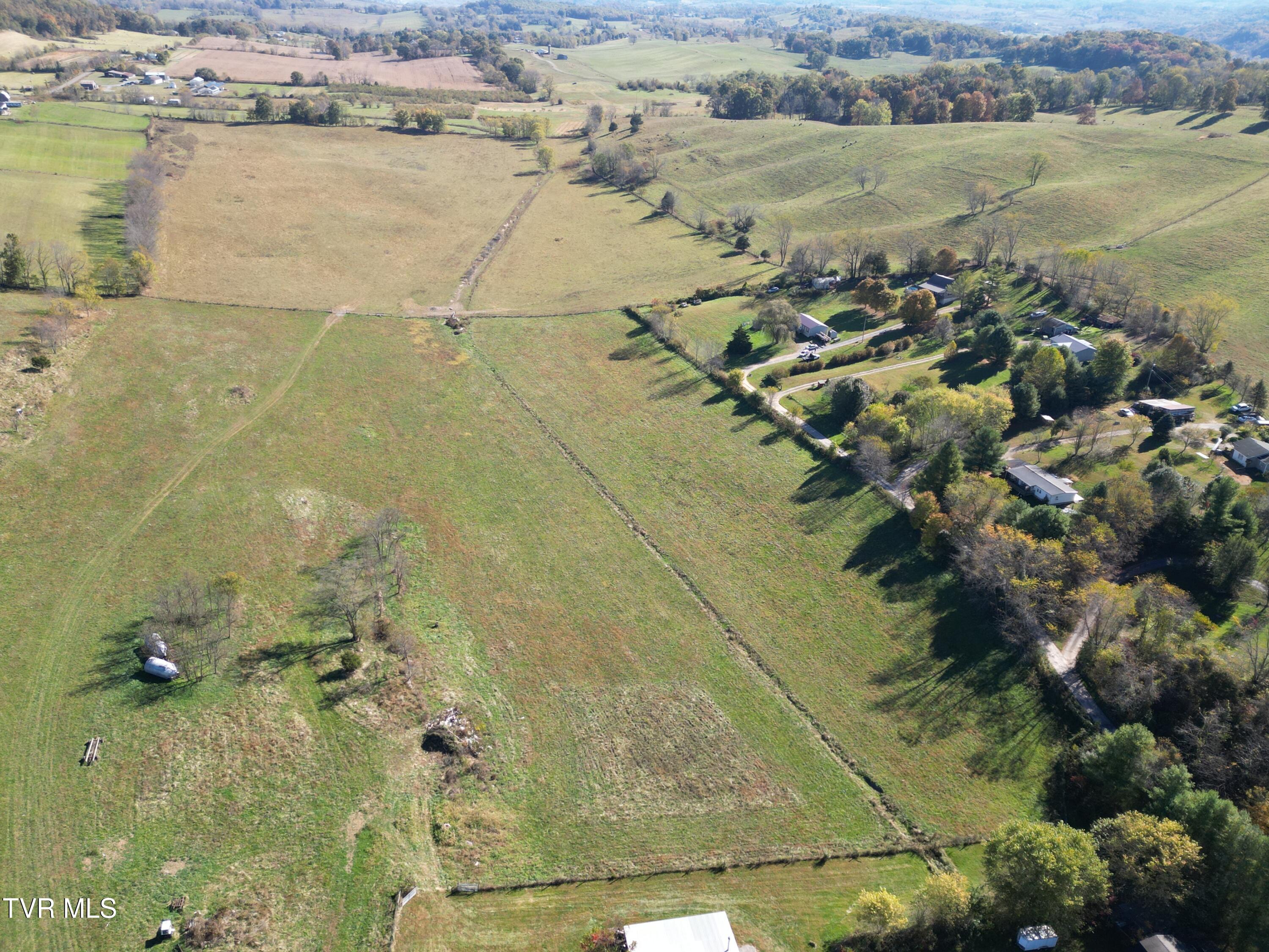 Tbd Springfield Drive Meadowview, VA 24361 - Photo 6 of 15 *