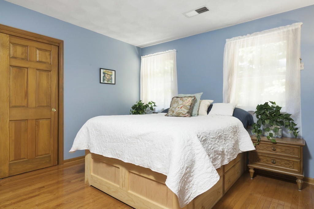 67 Ashcroft Road Sharon, MA 02067 - Photo 17 of 30 Gallery Image 17
