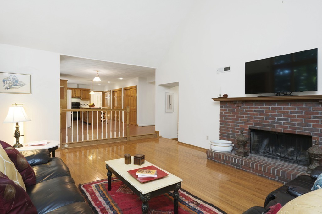 67 Ashcroft Road Sharon, MA 02067 - Photo 8 of 30 Gallery Image 8