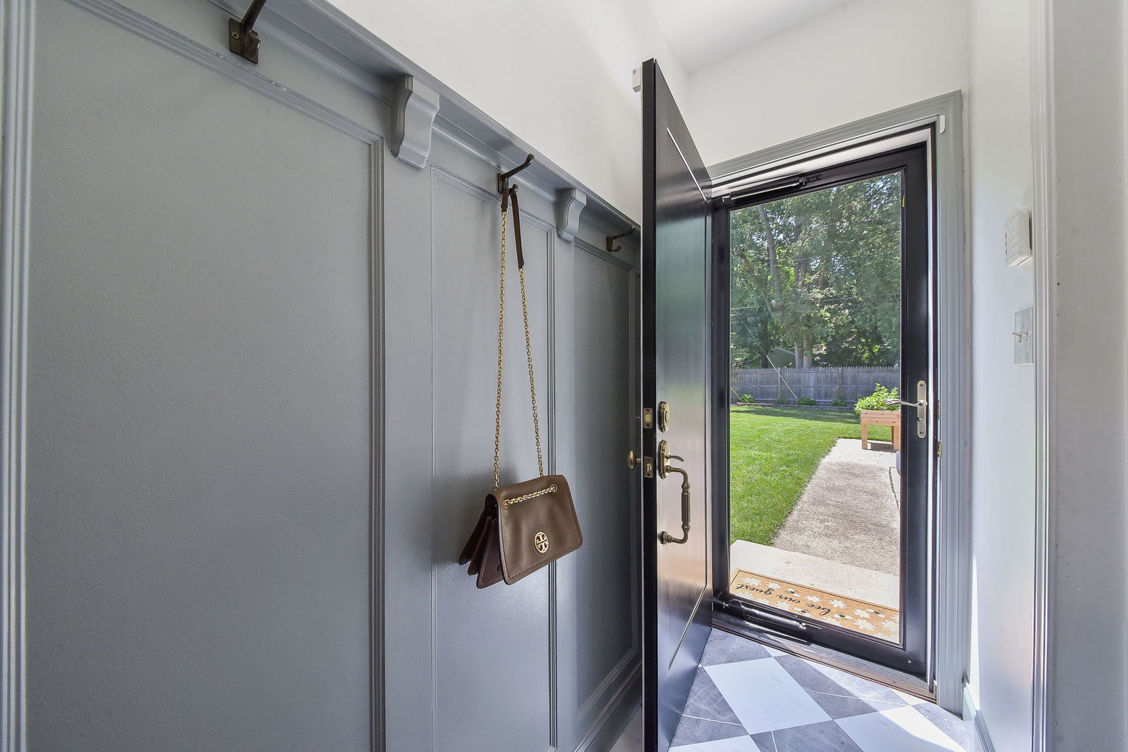 808 Anderson Boulevard Geneva, IL 60134 - Photo 13 of 30 a view of a glass door with a shower
