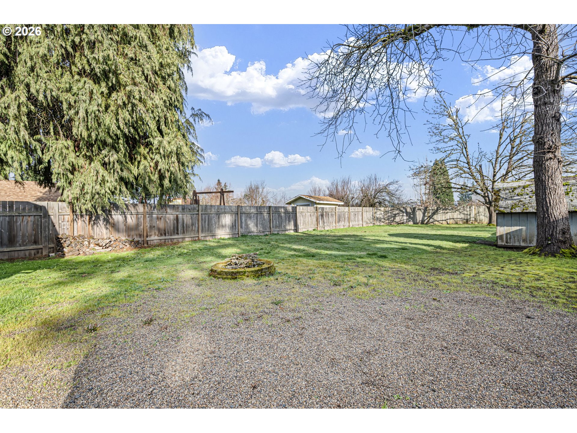 775 54th Street Springfield, OR 97478 - Photo 26 of 31 a view of yard with tree s