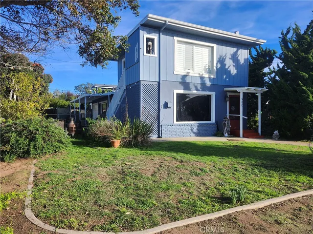 $2,200 | 980 Monterey Avenue, Morro Bay, CA 93442