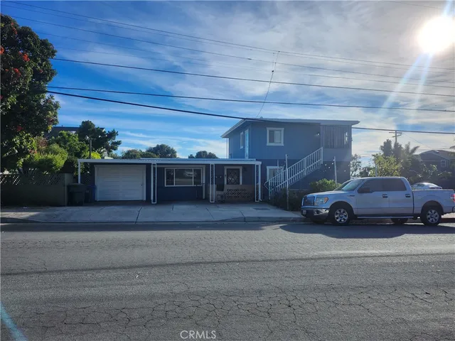 $2,200 | 980 Monterey Avenue, Morro Bay, CA 93442