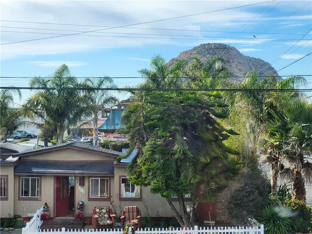 $2,200 | 980 Monterey Avenue, Morro Bay, CA 93442