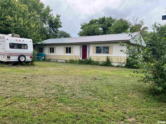 $12,000 | 114 Oak Street, Gladstone, IL 61437