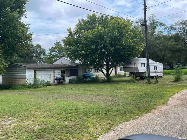 $12,000 | 114 Oak Street, Gladstone, IL 61437