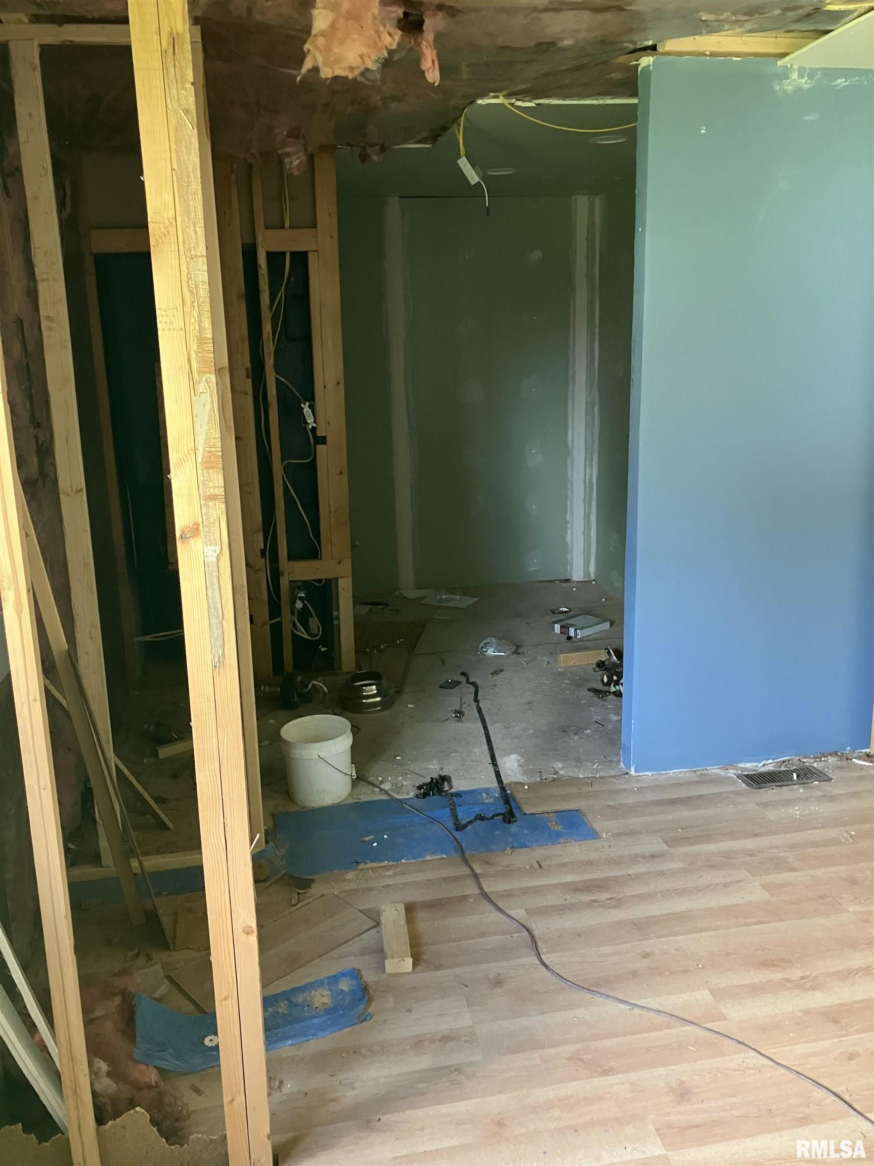 114 Oak Street Gladstone, IL 61437 - Photo 23 of 27