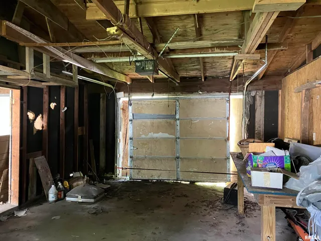 $12,000 | 114 Oak Street, Gladstone, IL 61437