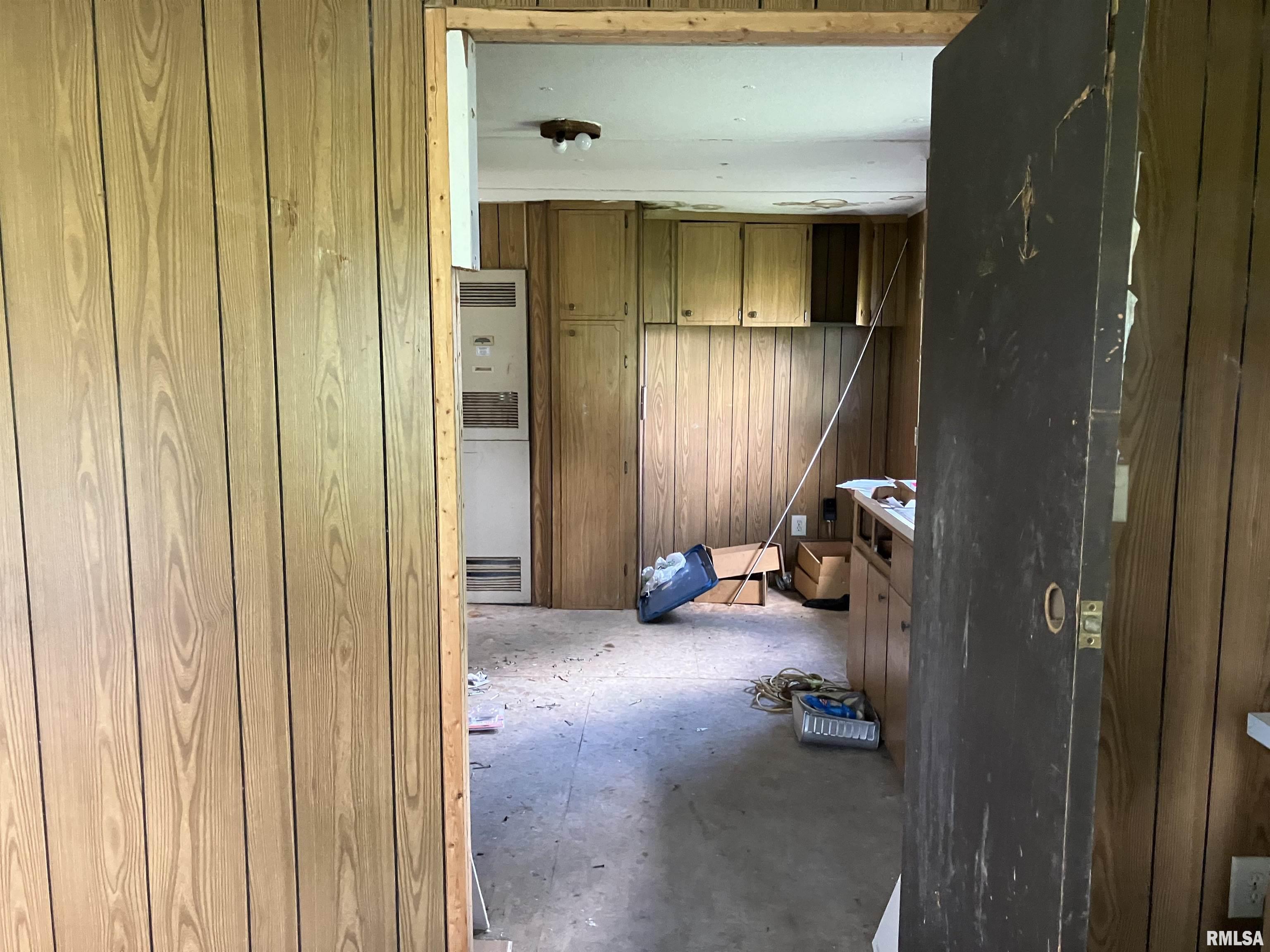 114 Oak Street Gladstone, IL 61437 - Photo 10 of 27