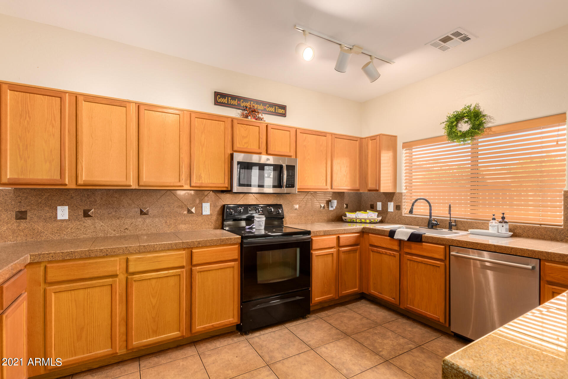 3178 West Tanner Ranch Road Queen Creek, AZ 85144 - Photo 5 of 28 15-Tanner Ranch