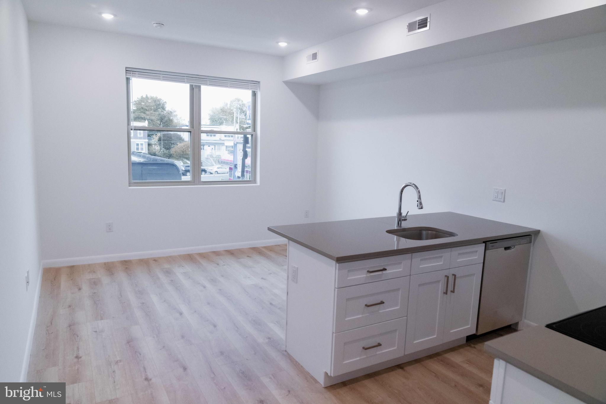 7248 Rising Sun Avenue Philadelphia, PA 19111 - Photo 8 of 36 1 bed Apt Kitchen