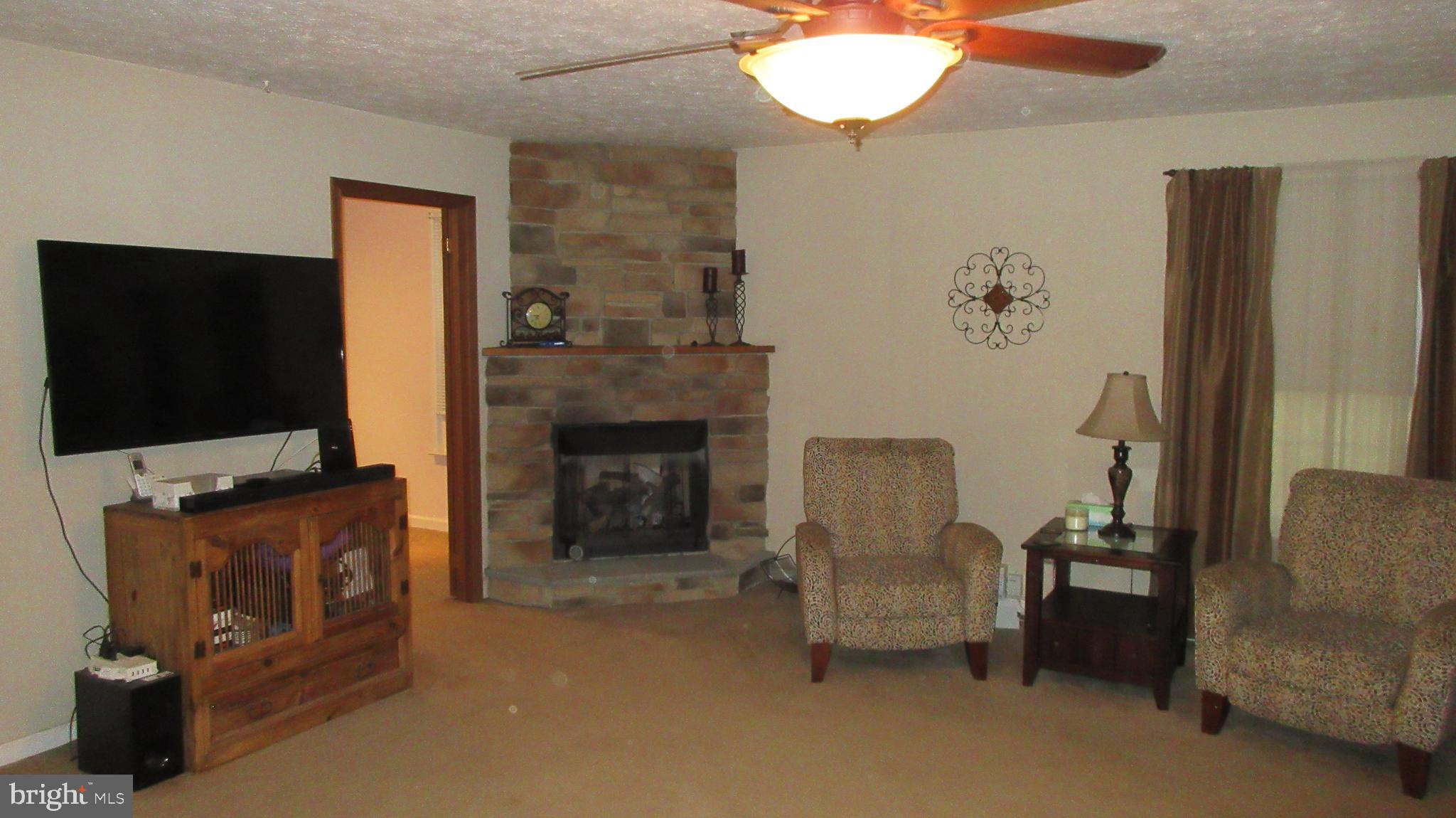 8202 Grainfield Road Severn, MD 21144 - Photo 9 of 37 Entertain all your friends