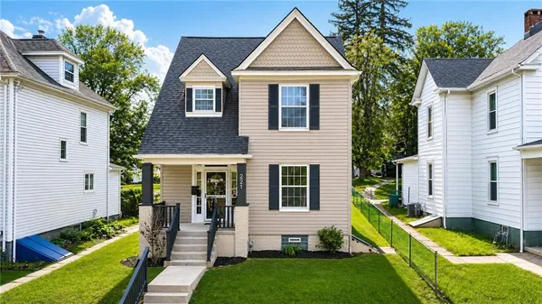 $289,900 | 221 Glenn Avenue, Canonsburg, PA 15317
